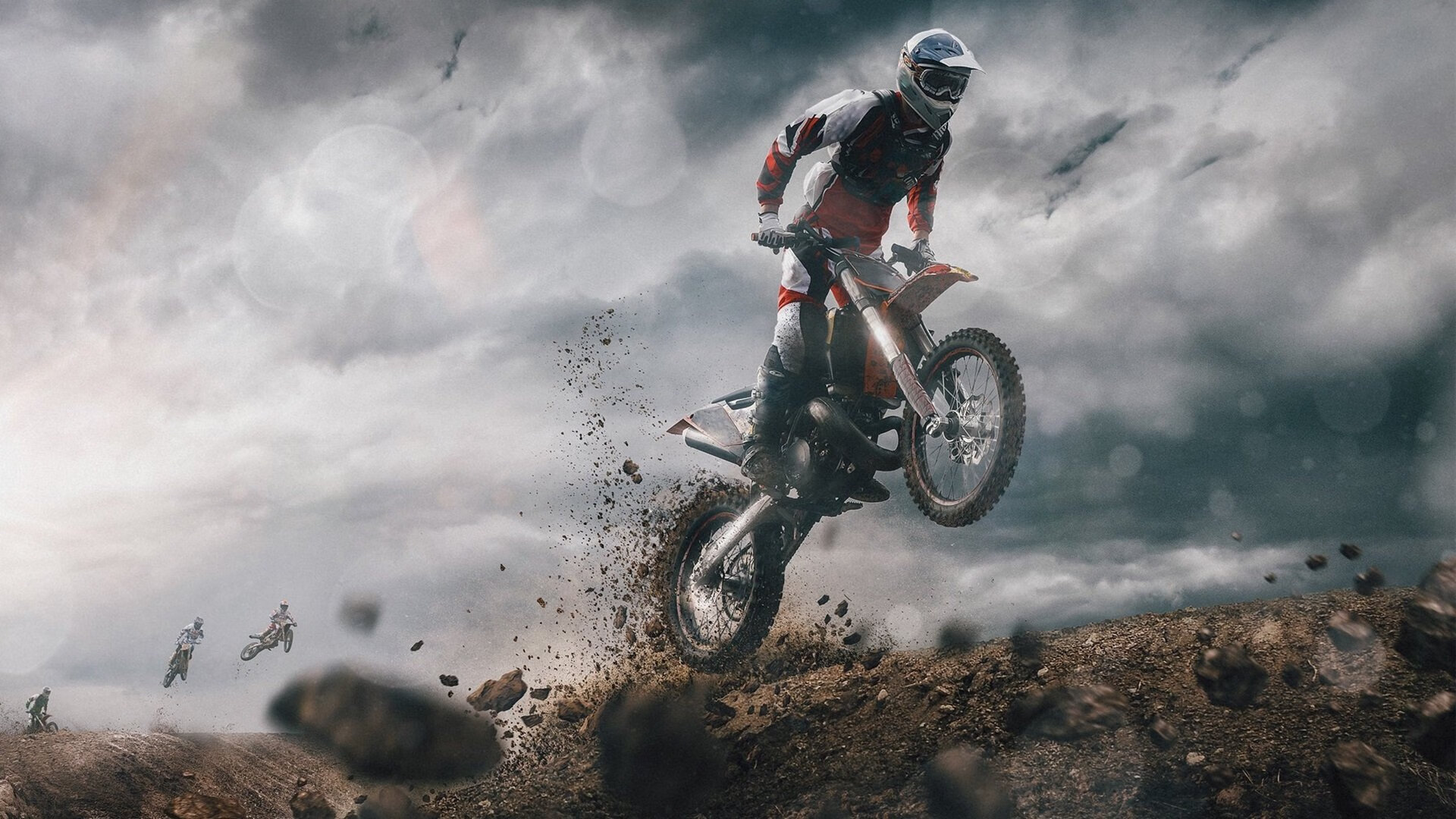 梅西在巴萨重返训练，备战下一场比赛，梅西进入巴萨一队