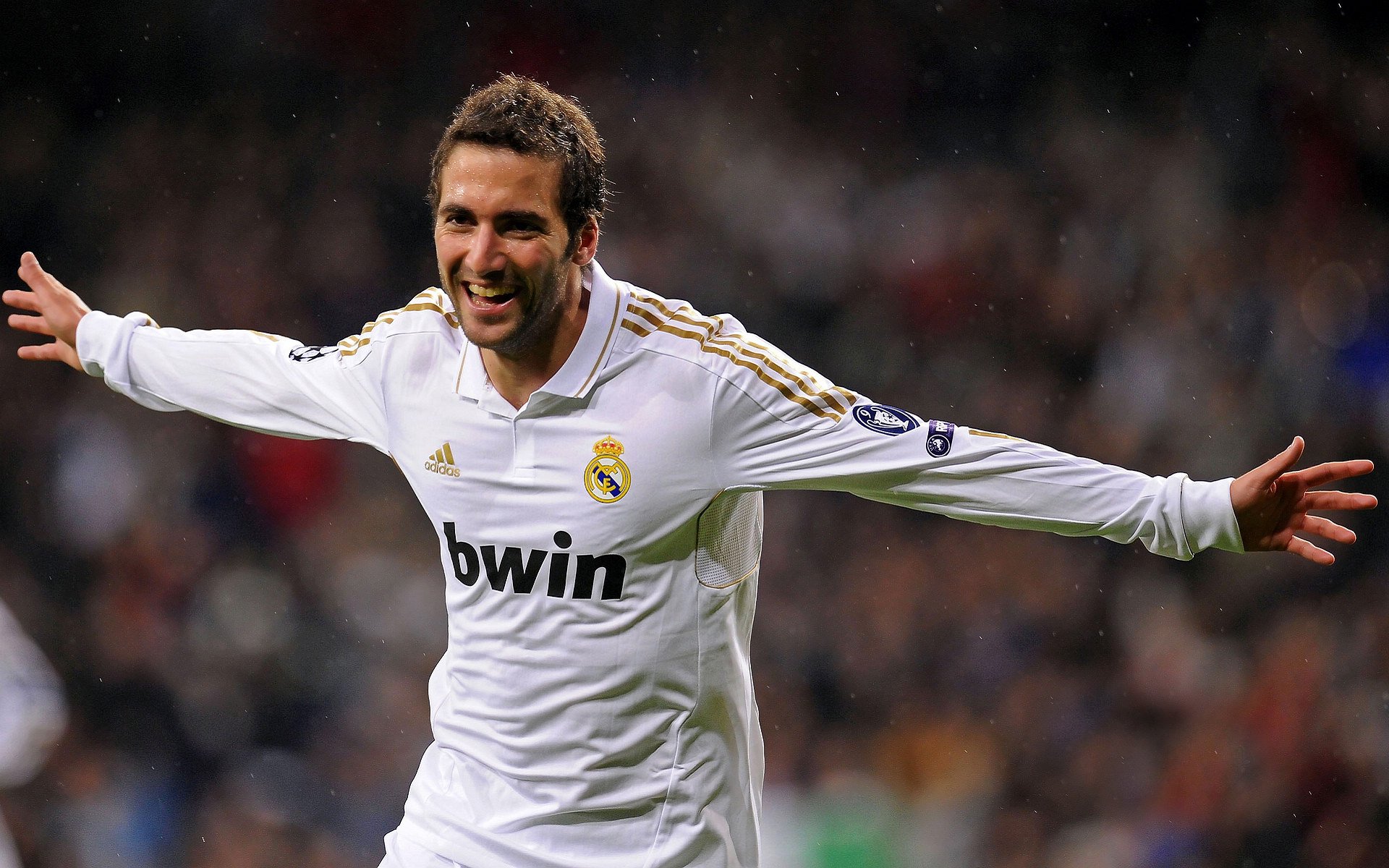 梅西回归阿根廷国家队备战世界杯，梅西回阿根廷俱乐部